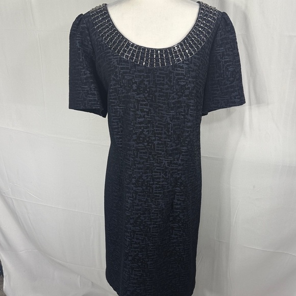 Adrianna Papell Black Textured Dress with Beaded Neckline Size 16W - Picture 1 of 10